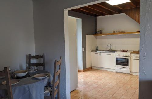 Crasville House | La maison du bas