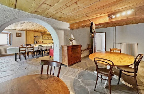 Orsieres Ski Chalet | La Maison du Bassin - Grand St Bernard - Orsières