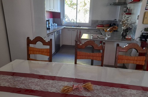 Saint-Bernard House | La maison du Bonheur