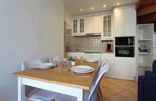 Bois-le-Roi House | "La maison du bonheur"