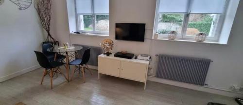 Honfleur Apartment | La Maison du Bonheur