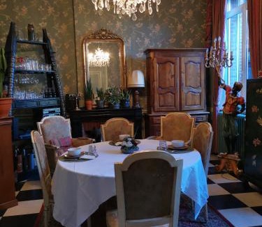 Le Cateau-Cambresis Bed & Breakfast | La maison du bonheur