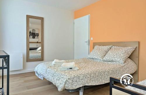 Louverne House | La Maison du Bourg, 4 personnes