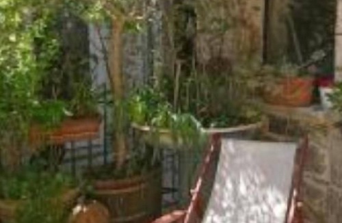 Aigueze House | La Maison du Brocanteur