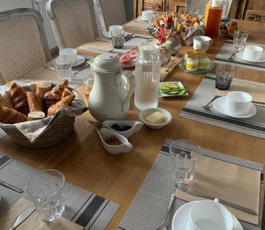 Benevent L Abbaye Bed & Breakfast | La Maison du Cèdre