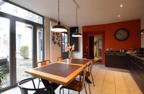 Savigny-les-Beaune Bed & Breakfast | La Maison du Cremant