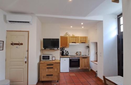 Homps Bed & Breakfast | La Maison du Canal - Canal Studio