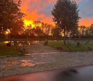 Clamerey Bed & Breakfast | La Maison du Canal