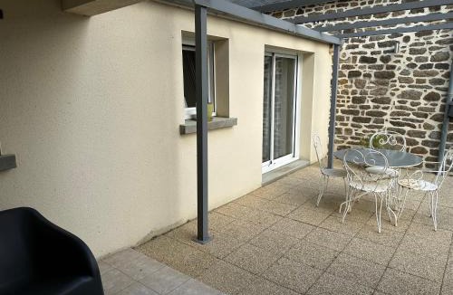 Miniac-Morvan House | La maison du Chêne 2