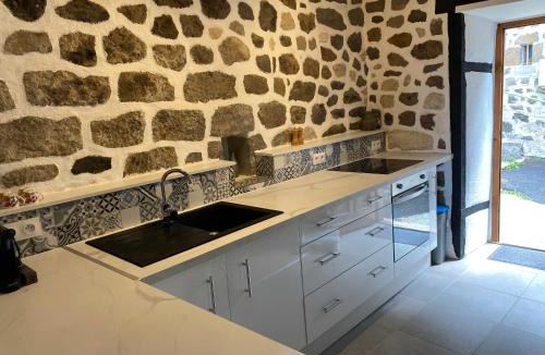 Mur-de-Barrez House | La maison du Chateau