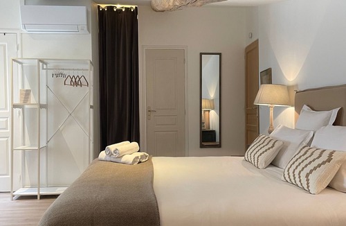 Saint-Emilion Bed & Breakfast | La Maison du Clocher