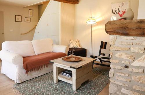 Courteuil Apartment | La Maison du Clocher by La Boîte En Plus
