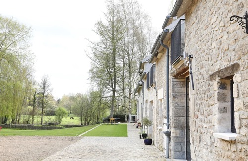 Courteuil House | La Maison du Clocher