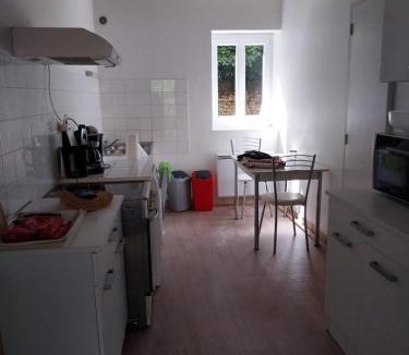 Valdivienne House | La maison du fermier