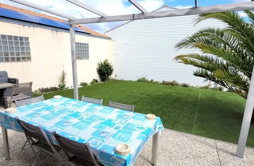 La Tranche-sur-Mer House | La maison du recoin – Ideally Located