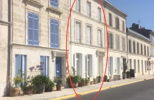 Mortagne-sur-Gironde House | La Maison du Port