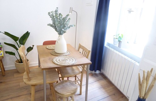 Tournon-sur-Rhone House | La Maison du Château, quiet and central