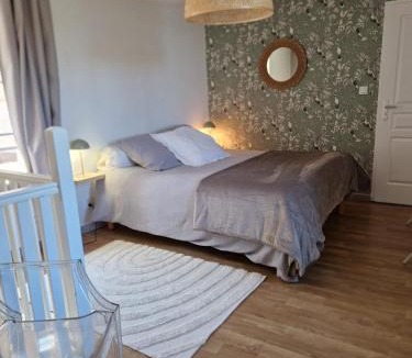 Verdun-sur-le-Doubs House | La Maison du Pêcheur