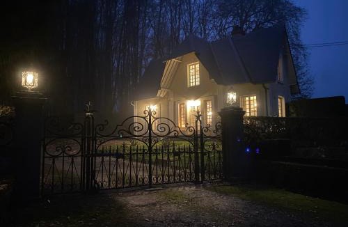 Pierrefitte-en-Auge House | La Maison du Gardien, Chateau de lAvenue
