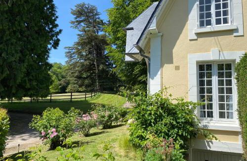 Pierrefitte-en-Auge House | La Maison du Gardien, Chateau de lAvenue