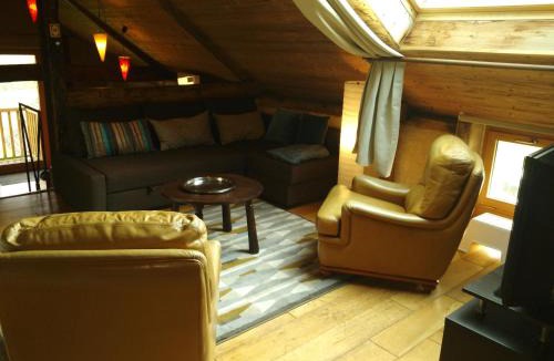 Clayes House | La Maison du Haut Plessix