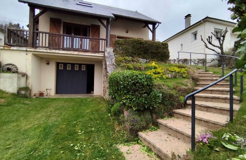 Arvieu House | La Maison du Lac