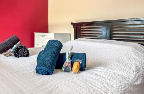 La Brochardiere House | La Maison du Lac