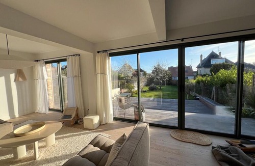 Haie Vigne Villa | La Maison du Nice Caennais