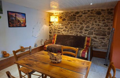 Livinhac-le-Haut Apartment | La maison du pêcheur
