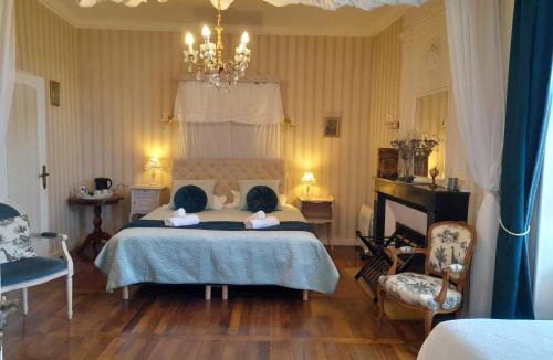 Charroux House | La Maison du Prince de Condé