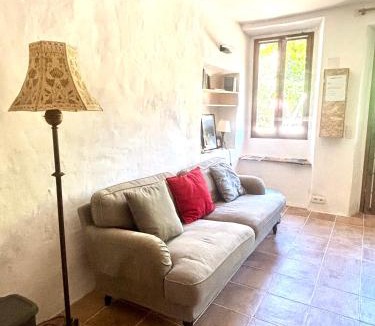 Coustouge House | La Maison du Rond X La Brocante de Lola