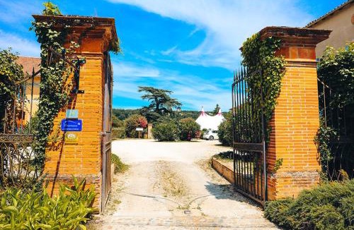 Lafrancaise Bed & Breakfast | La Maison du Saula