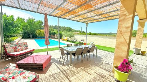 Saint-Theodorit House | La maison du soleil