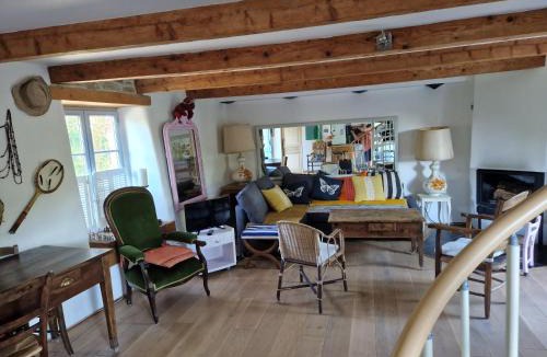 Auzon House | La maison du vigneron