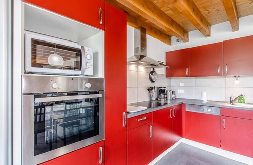 Lugny House | La Maison Du Vigneron