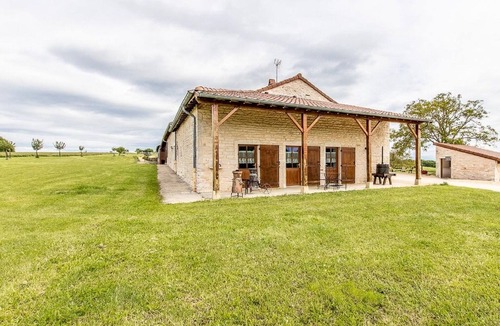 Lugny House | La Maison Du Vigneron