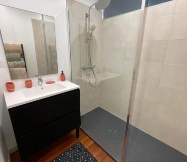 Gevrey-Chambertin House | La Maison Fonteny, Gevrey Chambertin