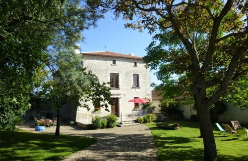 Thurageau House | La maison forte