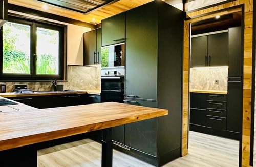 Brison-Saint-Innocent House | La Maison au Bord du lac du Bourget