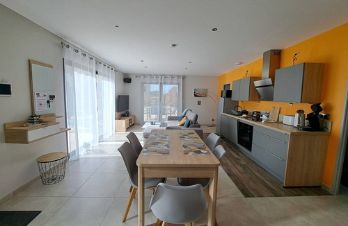 Chatuzange-le-Goubet Villa | La Maison d'à Côté | Design, Spa, Calm & Serenity/Quality services