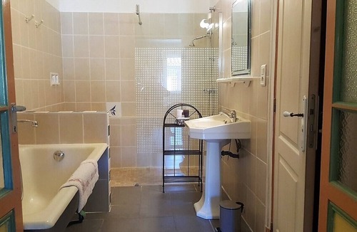 Ferrals-les-Corbieres House | LA MAISON DE JOSEPHA chambre marine