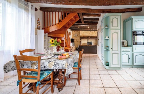Frayssinet-le-Gelat Villa | La Maison Fleurie - Two Bedroom Villa, Sleeps 4