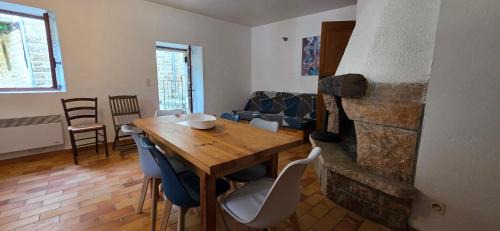 Sainte-Enimie Apartment | La Maison de Jacques