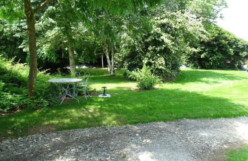 La Chapelle-Saint-Aubert House | La Maison d'Amélie