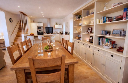La Vicomte-sur-Rance House | La Maison Rose Chic Gîte - Near Dinan - 3 rooms - 6 pers - River view - Pets