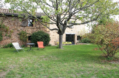 Saint-Amour-Bellevue House | La Maison des Vendangeurs