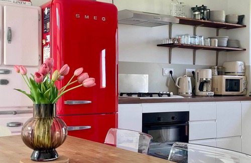 Saint-Come-de-Fresne Apartment | La Maison Rose - Terre by Melrose