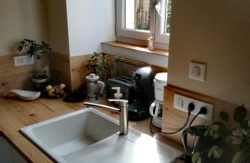 Saint-Denis-les-Martel House | La maison o kiwis