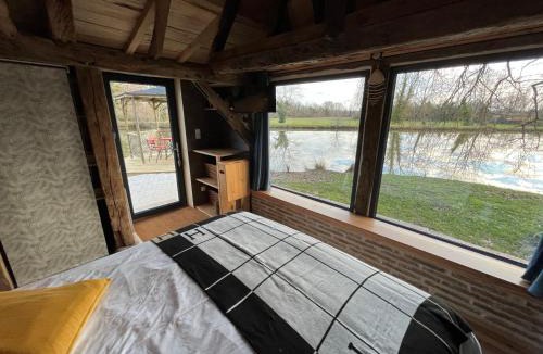 Saint-Laurent-des-Hommes Bed & Breakfast | La maison de l'O