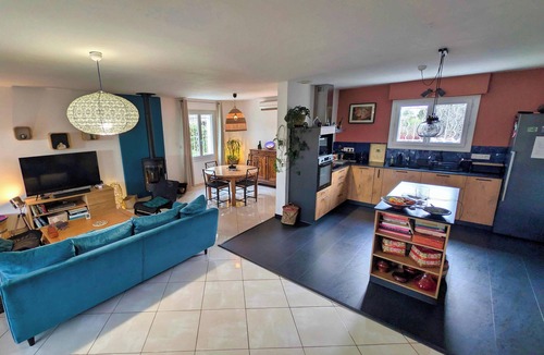 Saint-Mamert-du-Gard House | La Maison de la Calade - Between Nîmes and Cévennes - Large swimming pool and garden